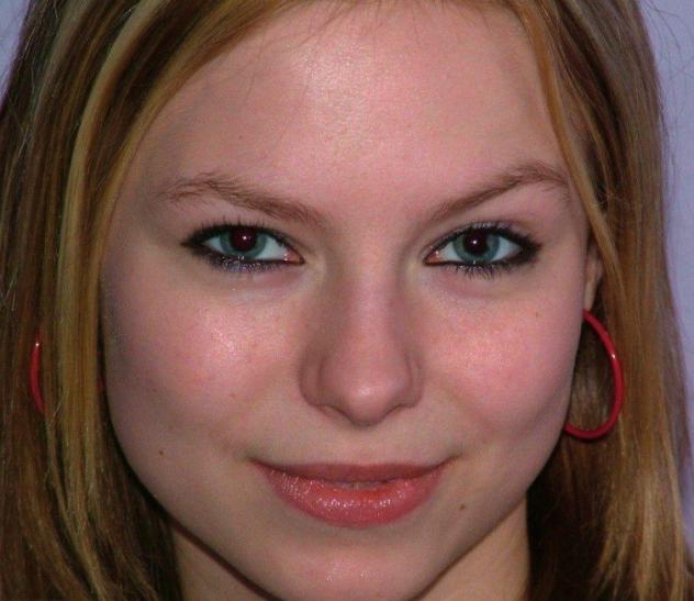 Donna di Giuliano Teatino, 24 anni.  Fisico Normale Tel: