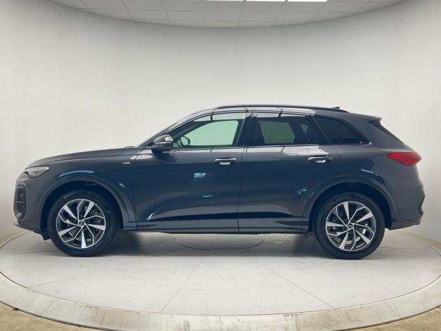 Audi Q5 TDI 150kW quattro S tronic S Line Ed. - Foto 4