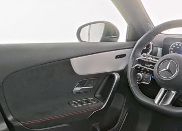 Mercedes-Benz Classe A A 180 Premium AMG LED NAVI - Foto 9