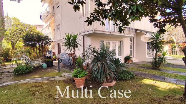 PORZIONE DI VILLA CON GIARDINO A 350 METRI DAL MARE – INDIPENDENZA, SPAZI E POTENZIALE - Foto 6