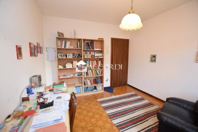 CASA INDIPENDENTE di 4 vani e di 252 mq (MONTEBELLUNA) rif. AS530 - Foto 10