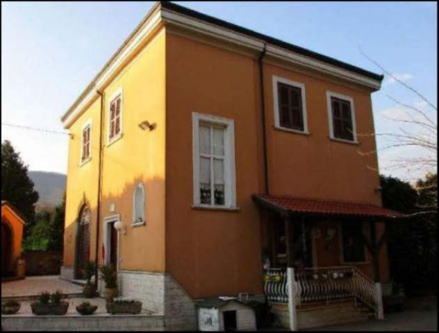 Immobile in asta di 340 m² con più di 5 locali in vendita a Velletri - Foto 3