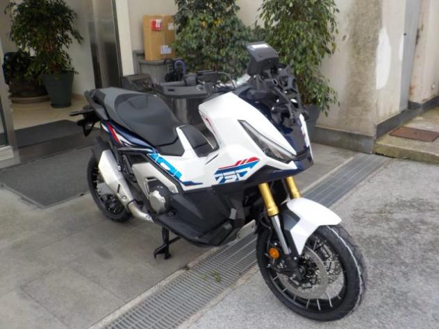 HONDA X-ADV 750 SPECIAL EDITION My2026 - PROMO TASSO ZERO rif. 23507640 - Foto 9