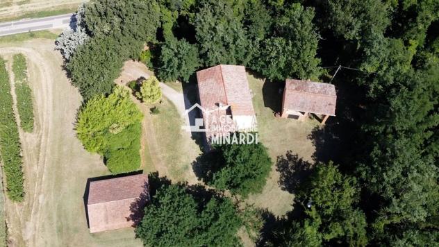 FAENZA – SARNA | AUTENTICA CASA COLONICA ROMAGNOLA CON FIENILE, AMPI SERVIZI E OLTRE 4.000 MQ DI TERRENO - Foto 5