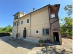 Rustico in vendita a Treggiaia - Pontedera 310 mq  Rif: 1084927