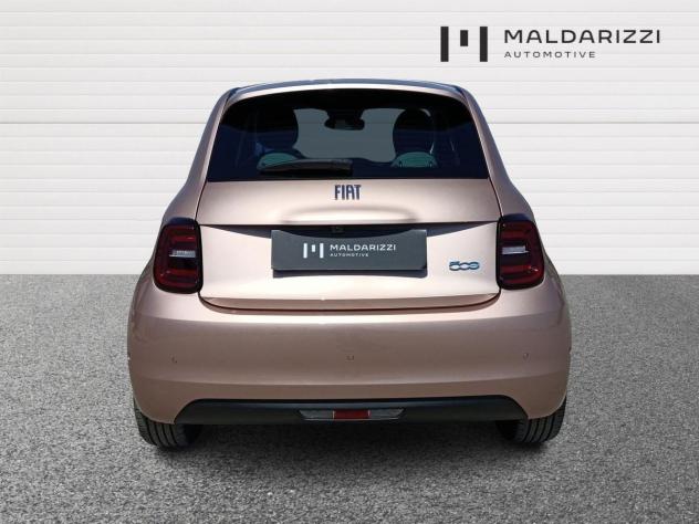 FIAT 500 LA NUOVA E 500e Berlina 500e - La Prima 320 Berlina - Foto 3
