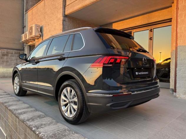 VOLKSWAGEN Tiguan 2.0 TDI 150 CV SCR DSG Life rif. 23935503 - Foto 7