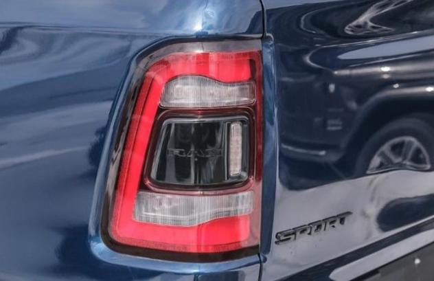 RAM 1500 5.7 V8 Crew Cab Sport Autocarro N1 rif. 23834682 - Foto 8
