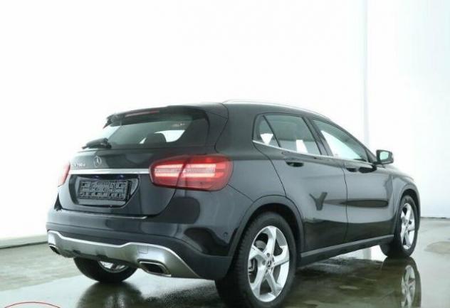 Mercedes-Benz GLA 200 VETTURA AZIENDALE KM CERTIFICATI - Foto 2