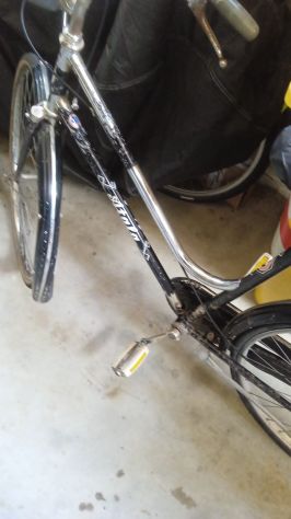 Bici da donna Atala tenuta con cura
