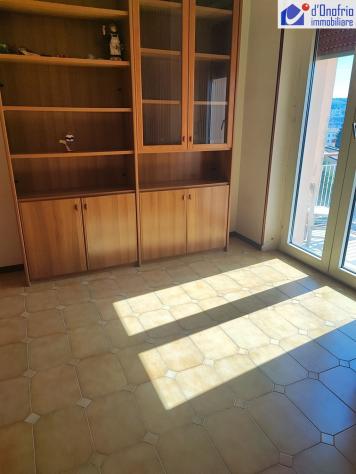 CAMPOBASSO ALLA VIA MONTELLO PROPONIAMO IN VENDITA UN APPARTAMENTO SITO AL TERZO PIANO PRIVO DI ASCENSORE - Foto 11