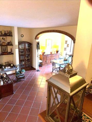 VILLINO di 7 vani e di 220 mq (POGGIO A CAIANO) rif. L1348_3 - Foto 12