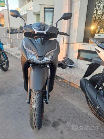 Tnt xcs 125 abs 15cv start & stop garanzia ufficia - Foto 6