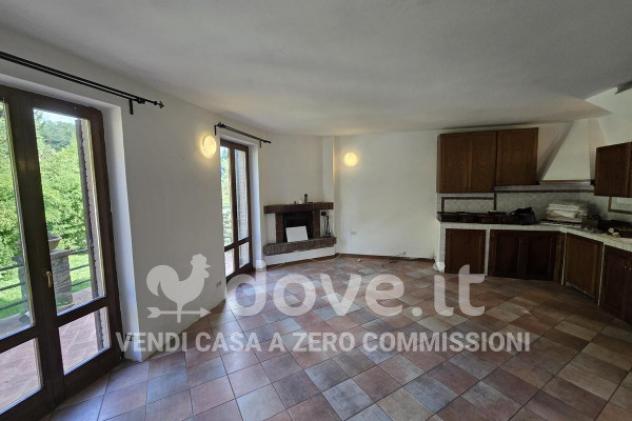 Rustico / Casale di 550 m² con più di 5 locali e box auto doppio in vendita a Cetona - Foto 5