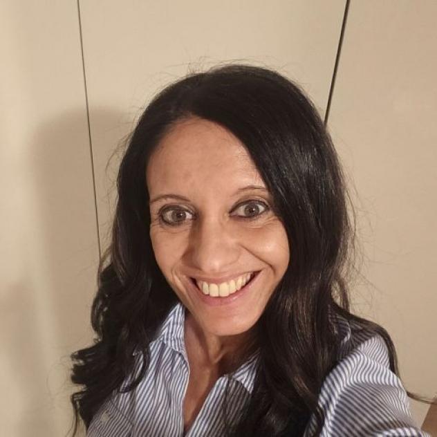 Sara cerca una babysitter - lavoro da babysitter a Padova