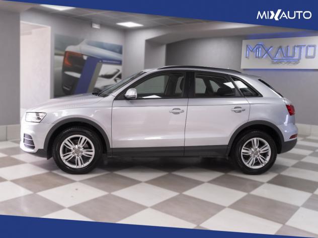 Audi Q3 2.0 TDI 120CV - Foto 3