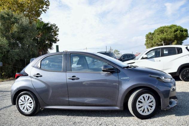 TOYOTA Yaris IBRIDA MY 2021 1.5 Hybrid 5p. AUTOMATICA Lounge - TOUCH - ADAS - CRUISE - CAM - BT - CLIMA - OK NEOPATENTATI - IVA DETRAIBILE - Foto 10