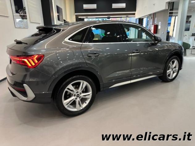 AUDI Q3 35 TDI S tronic Identity Black rif. 24221049 - Foto 5