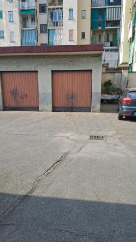 Adiacenze Via Chiesa della Salute, affittasi box auto singolo - Foto 3