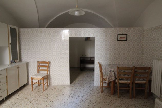 STABILE INDIPENDENTE VIA DANTE ALIGHIERI GROTTAGLIE - Foto 4