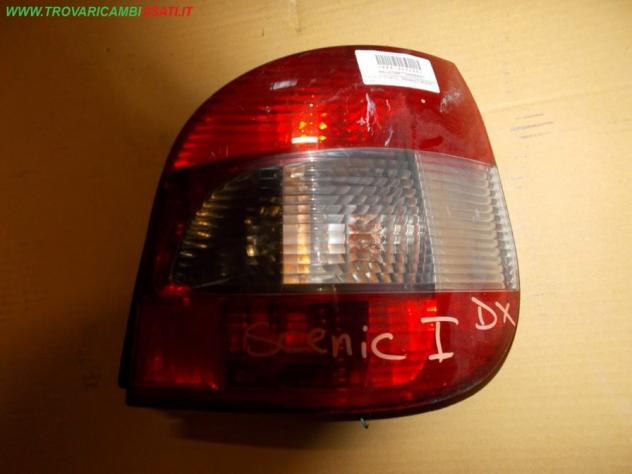 FANALE POST.D. RENAULT SCENIC (J64)  Parti elettriche  Fanaleria  Fanali  Fanale post. sx. RENAULT - MEGANE 5p / Coach / Classic / SW / Scenic - 01-04
