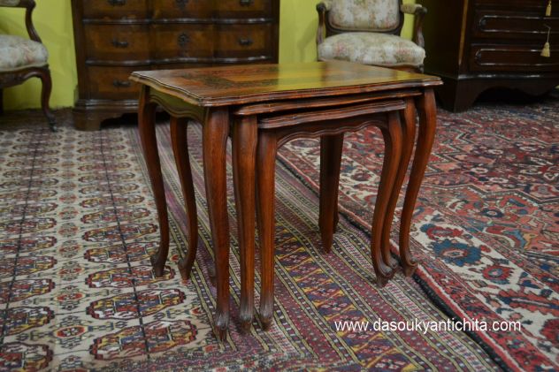 Set di tavolini a incastro stile Luigi XV con intarsio stile Boulle - Foto 6
