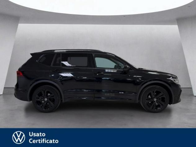 VOLKSWAGEN Tiguan Allspace allspace 2.0 tdi r-line 150cv 7p.ti dsg rif. 24092730 - Foto 3