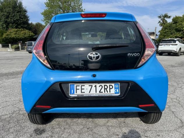 Toyota Aygo 1.0 VVT-i 69 CV 5p x-play NAVI + RETROCAMERA - Foto 4