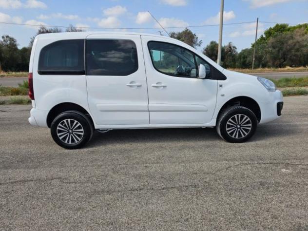 PEUGEOT Partner Tepee 1.6 BlueHDi 100 CV 4x4 Active Traction rif. 24059691 - Foto 4