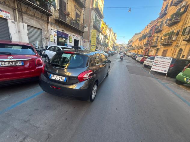 Peugeot 208 1.2 VTi 82 CV 5 porte FINANZIABILE - Foto 5