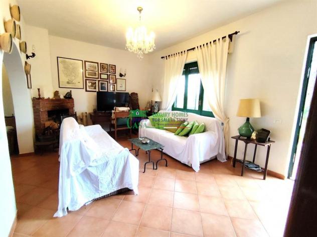 Rif: 2573 - Villa con ampio giardino e vista panoramica – Chiaramonte Gulfi - Foto 3
