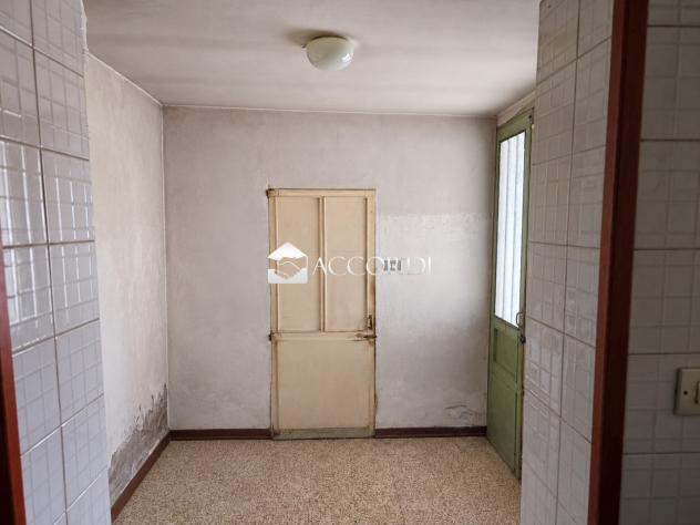 BIFAMILIARE di 7 vani e di 180 mq (DUE CARRARE) rif. DS35 - Foto 4