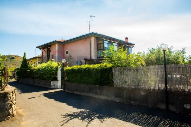 Villetta bifamiliare in vendita a Trecastagni
