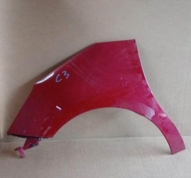 PARAFANGO ANT. SX ROSSO MET 999-U1297302 Carrozzeria Lamierati esterni Fiancate Parafango ant. CITROEN - C3 - 01-10-2009 - 01-10-2016, CITROEN - DS
