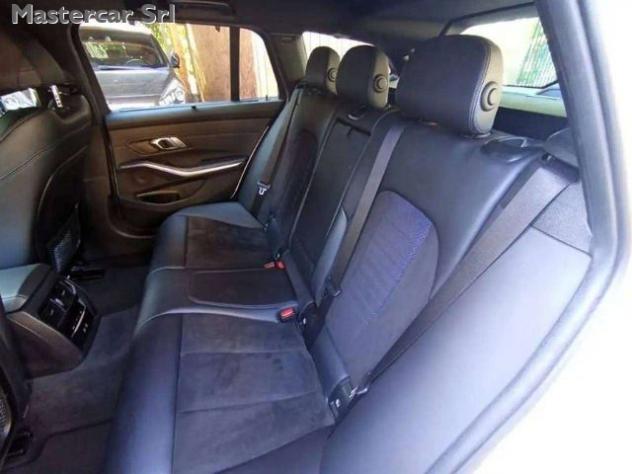 BMW 320 G21 320d Touring mhev 48V xdrive M sport auto - G rif. 24001802 - Foto 9