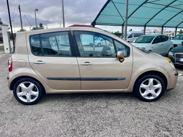 Renault Modus 1.5 dCi 82CV Luxe Dynamique - Foto 3