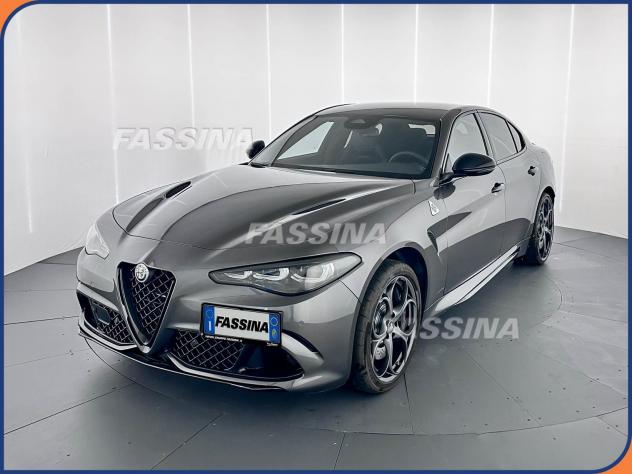 Alfa Romeo Giulia Giulia 2.9 V6 Bi-Turbo AT8 Quadrifoglio 520CV - Foto 3