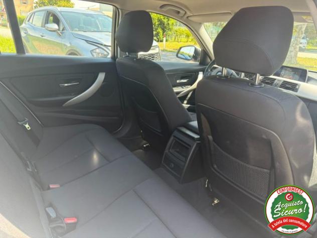 BMW 318 d Touring Sport Automatica rif. 23817153 - Foto 7