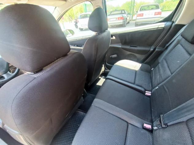 Peugeot 207 1.4 HDi 70CV 5p. Active - Foto 7