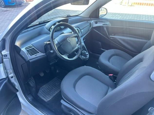 Lancia Ypsilon 1.2 69 CV 5 porte S&S Platinum - Foto 9