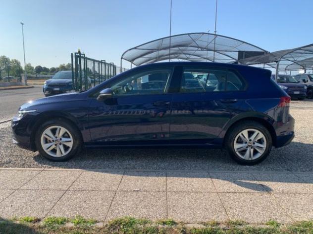 VOLKSWAGEN Golf 1.0 eTSI EVO DSG Life rif. 23966279 - Foto 2