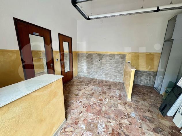 Negozio - Sassari . Rif.: Cod. rif 3314973VCG - Foto 9