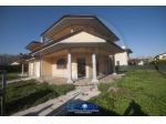 BIFAMILIARE di 4 vani e di 200 mq (RONCARO) rif. CC6243