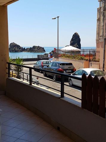 Ad Acitrezza,Camere anche Ad Ore e/o Giornalmente - Foto 4