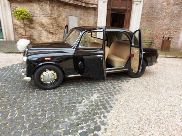Noleggio auto d'epoca e sportive - Foto 3