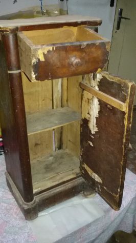 Comodino molto antico da restaurare - Foto 2