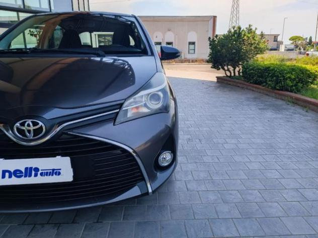 TOYOTA Yaris 1.0 5 porte Active rif. 23983824 - Foto 8