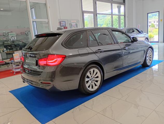 BMW Serie 3 (F30/31) 316d Touring Sport - Foto 6