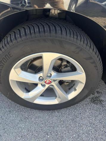 JAGUAR F-Pace 2.0 D 240 CV AWD aut. Prestige rif. 22494356 - Foto 3