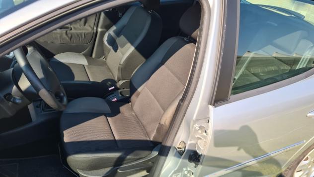 Peugeot 207 1.4 HDi 70 cv 2013 NEOPATENTATI - Foto 9